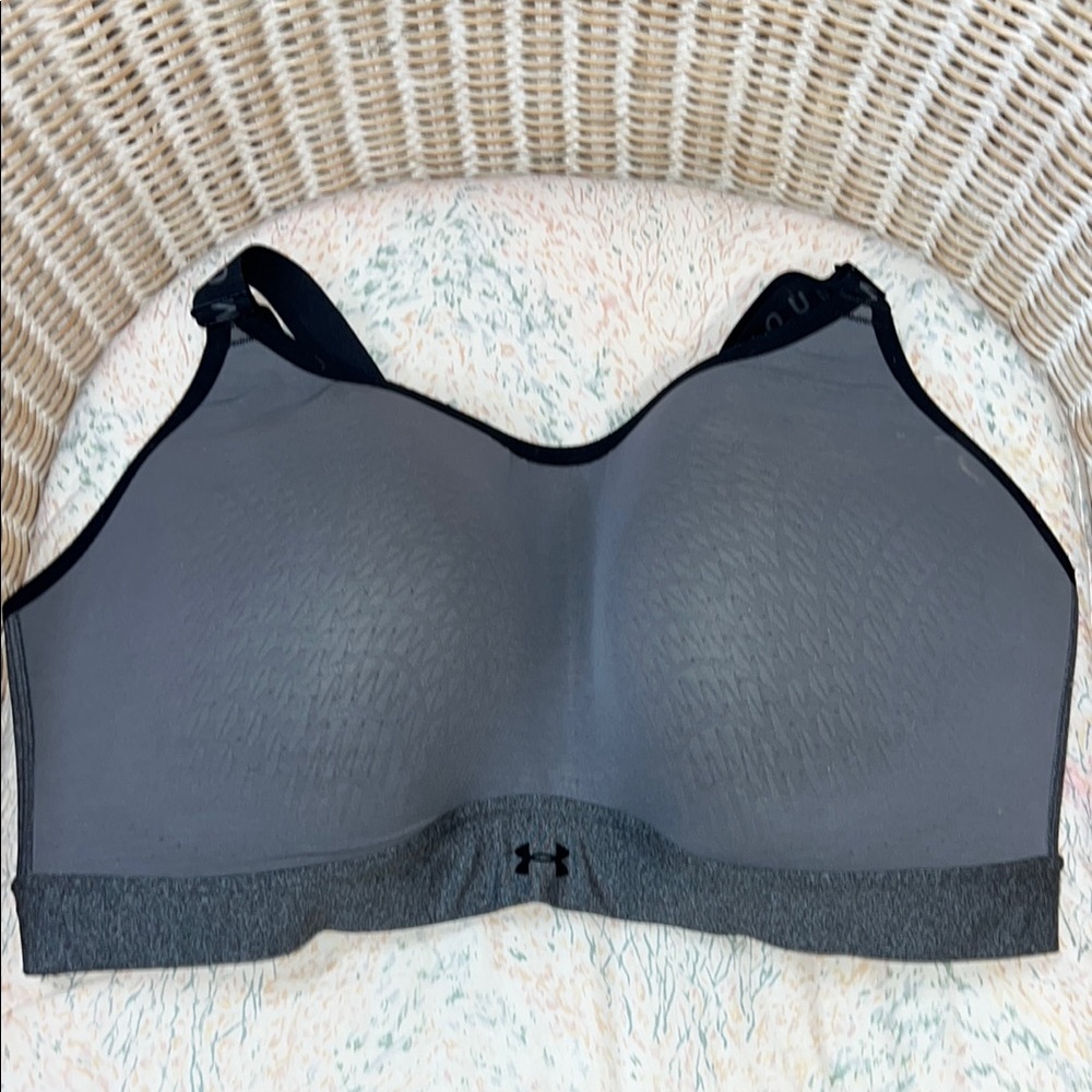 Under Armour Gray Sports Bra with Structured Support